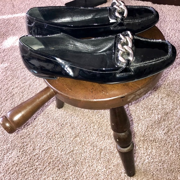 🔷💠PRADA🔷💠PATENT LEATHER LOAFERS 🔷💠 - Picture 4 of 8